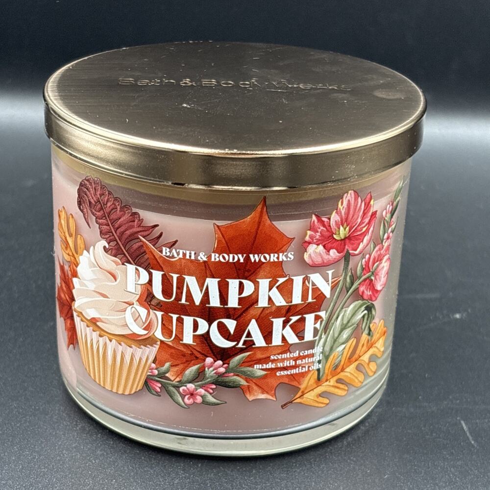 New Bath & Body Works 14.5oz 3 Wick Pumpkin Cupcake Candle